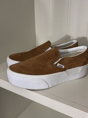Vans Classic Slip-On Stackform shoes in the Chipmunk Brown men’s 7 women’s 8.5